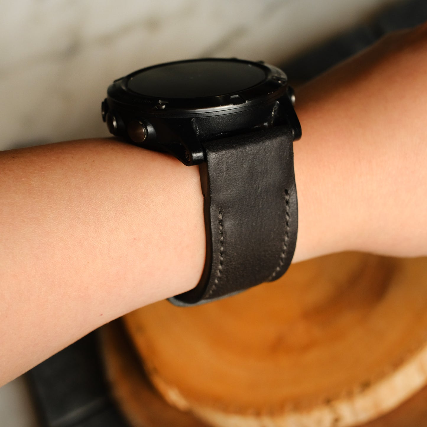 Crazy Horse Cowhide Black With Black Stitching Garmin Leather Strap