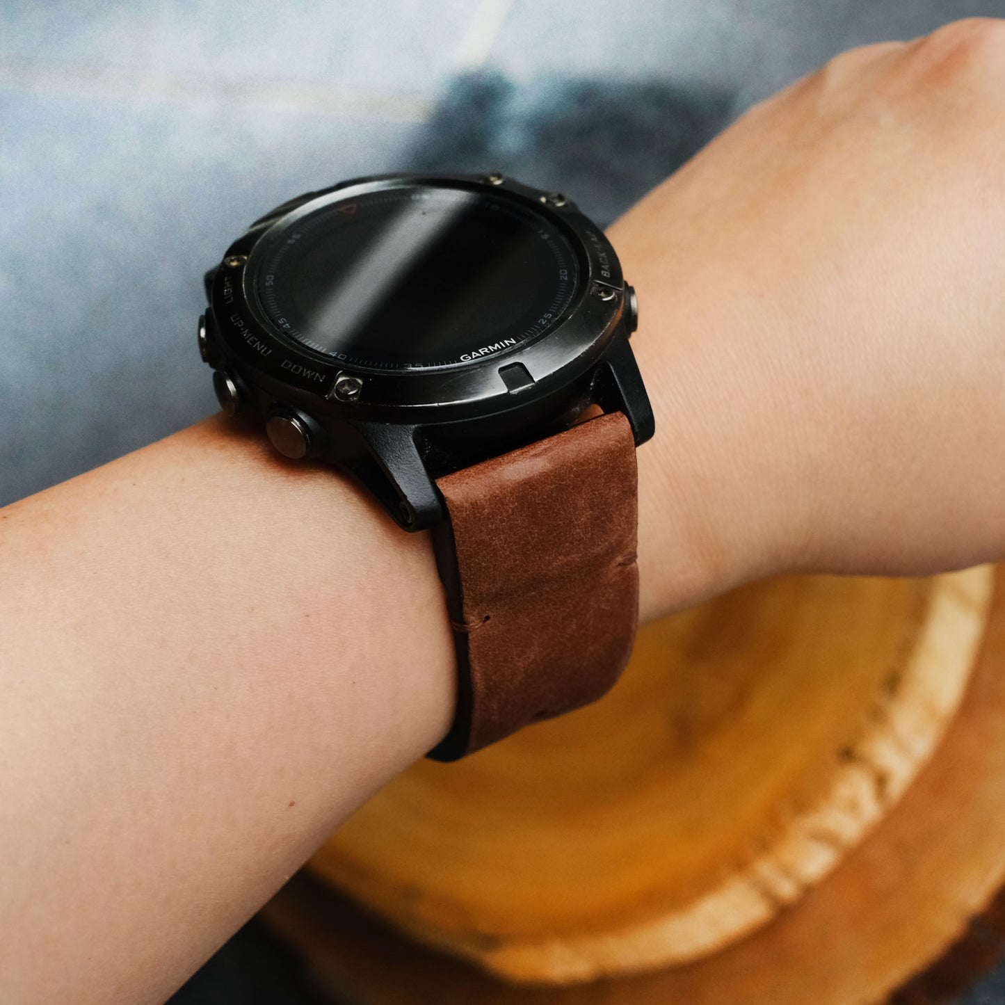 Crazy Horse Cowhide Dark Brown Minimalist Stitching Garmin Leather Strap