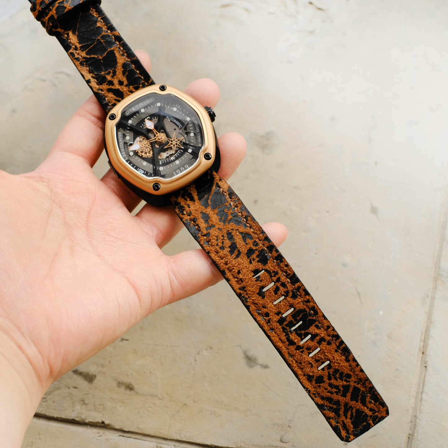 Handmade Cracked Leather Watch Strap for Dietrich Watch