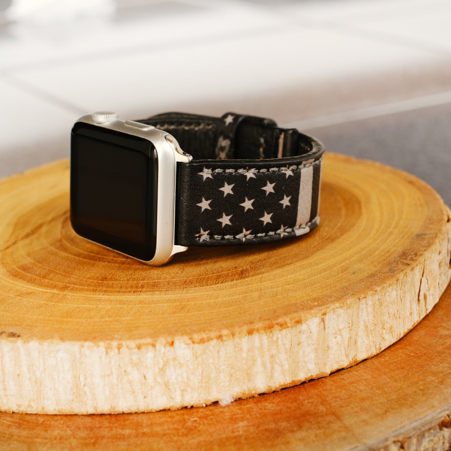 US Flag Apple Watch Strap For All Series by ruslieco - ruslieco