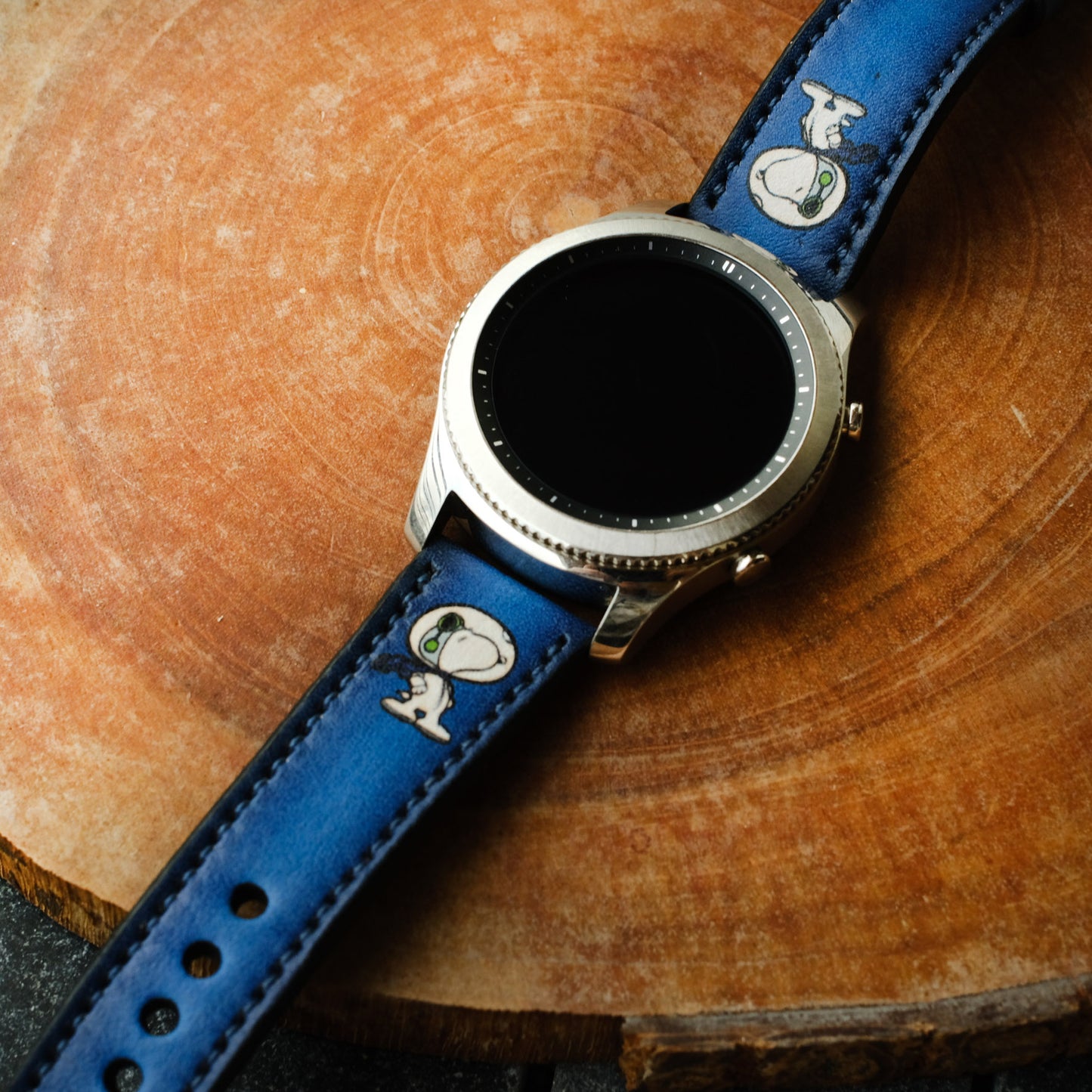 snoppy blue watch band